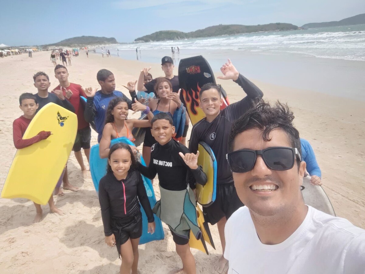 Guarda-civil de Cabo Frio disputa a final do circuito de bodyboarding em Macaé (1)
