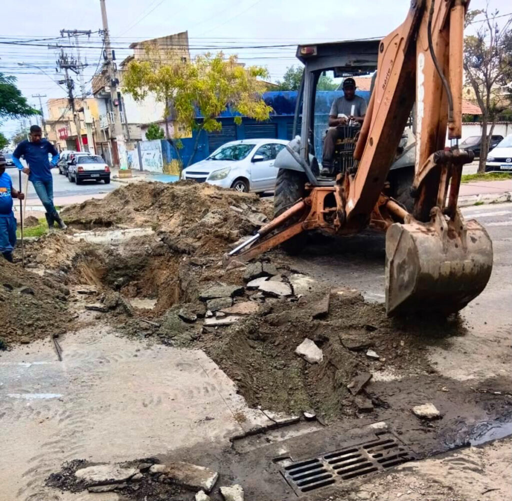 Prefeitura de Cabo Frio realiza obra emergencial na Avenida Joaquim Nogueira, em São Cristóvão WhatsApp Image 2026 07 23 At 17.10.48 1 1 1024x1002