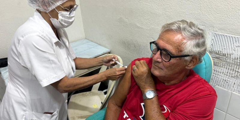 Dia D da vacinação contra Influenza (Fotos Raíra Morena) (6)