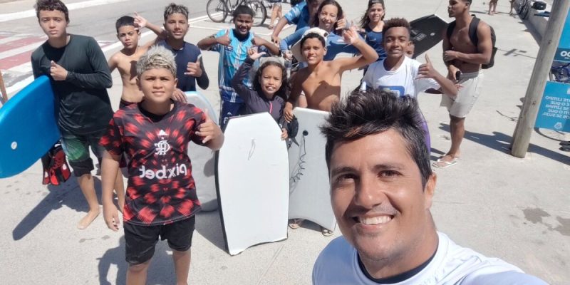 Guarda-civil de Cabo Frio disputa a final do circuito de bodyboarding em Macaé (2)