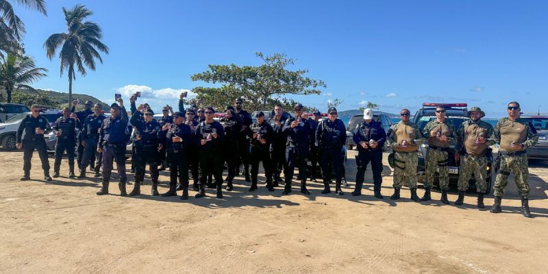 Mobilização da Guarda Civil marca a campanha do Laço Branco em Cabo Frio (11)