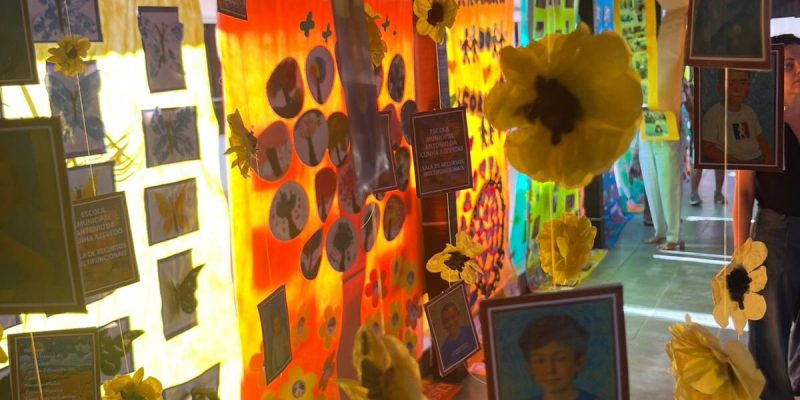 Mostra de Arte “Laços que Aproximam Corações” celebra inclusão e diversidade em Cabo Frio