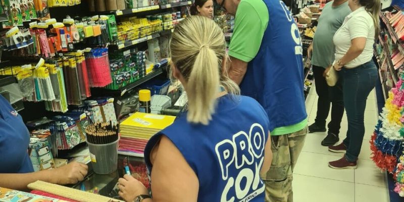 PROCON MATERIAL ESCOLAR