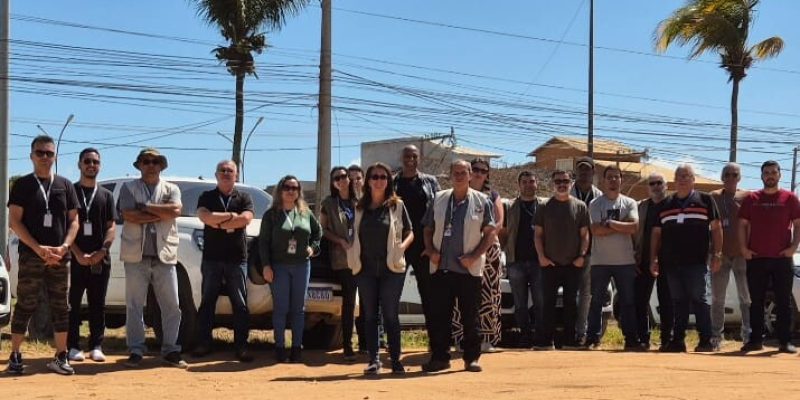 Prefeitura de Cabo Frio realiza ação de ordenamento urbano no Verão Vermelho, em Tamoios