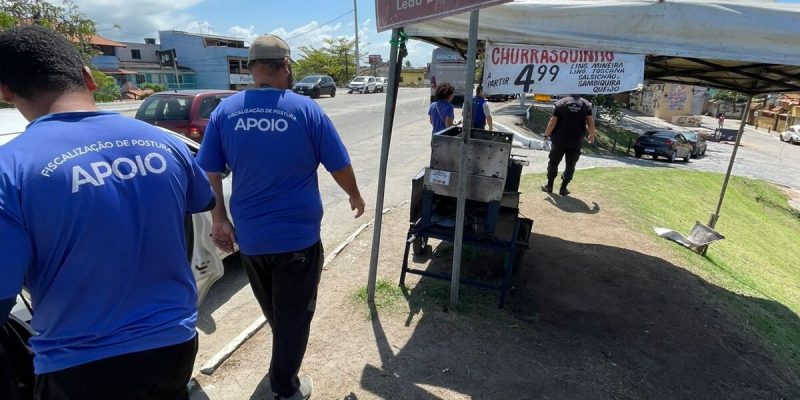 Prefeitura de Cabo Frio realiza operação educativa em Tamoios para desobstruir passeios públicos3