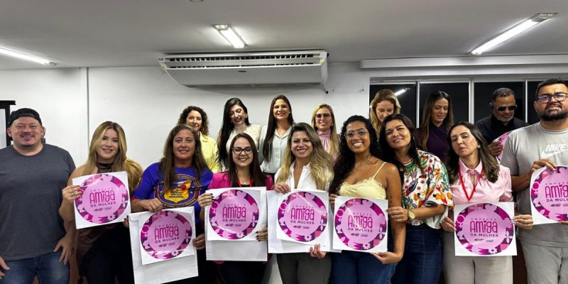 Prefeitura_realiza_entrega_do_Selo_Empresa_Amiga_da_Mulher__(5)