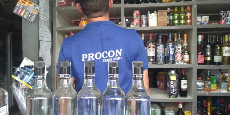 Secretaria de Saúde alerta moradores e turistas sobre cuidados na ingestão de bebidas (2)